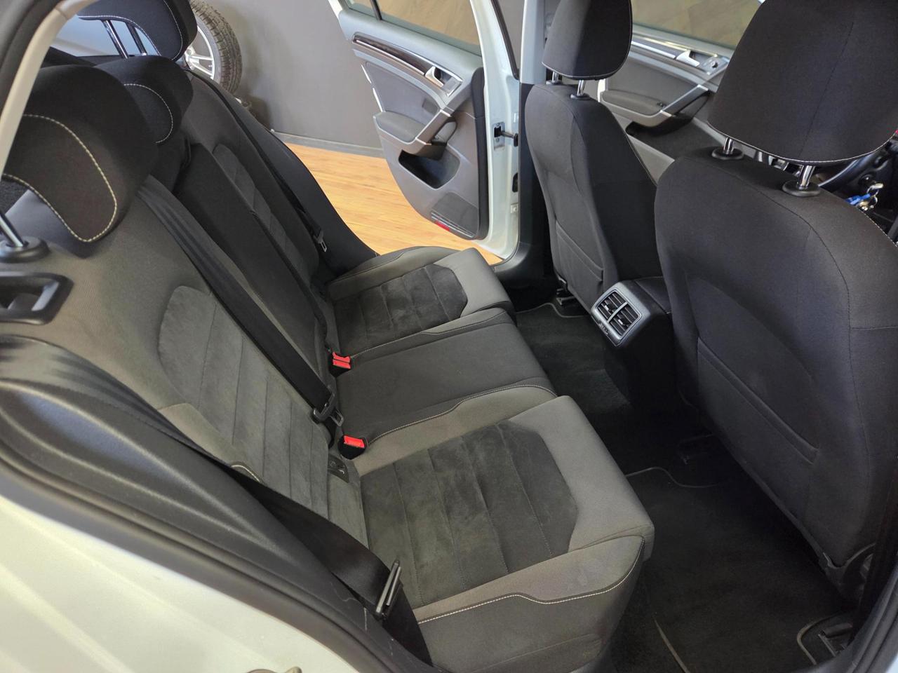 Volkswagen Golf 5 Porte Golf 5p 1.4 tgi Highline