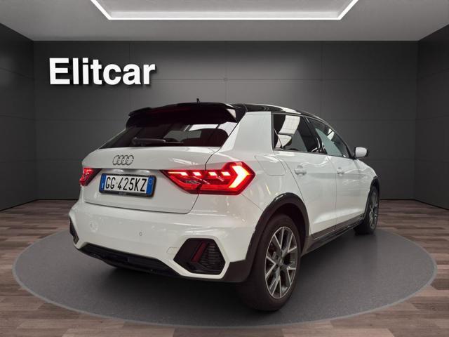 AUDI A1 citycarver 30 TFSI S tronic Admired