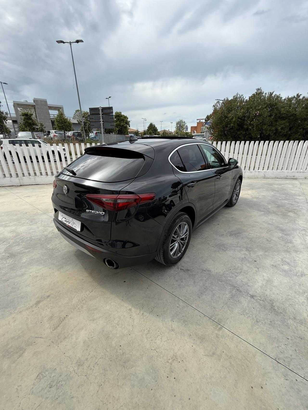 Alfa Romeo Stelvio 2.2 Turbodiesel 210 CV AT8 Q4 Executive