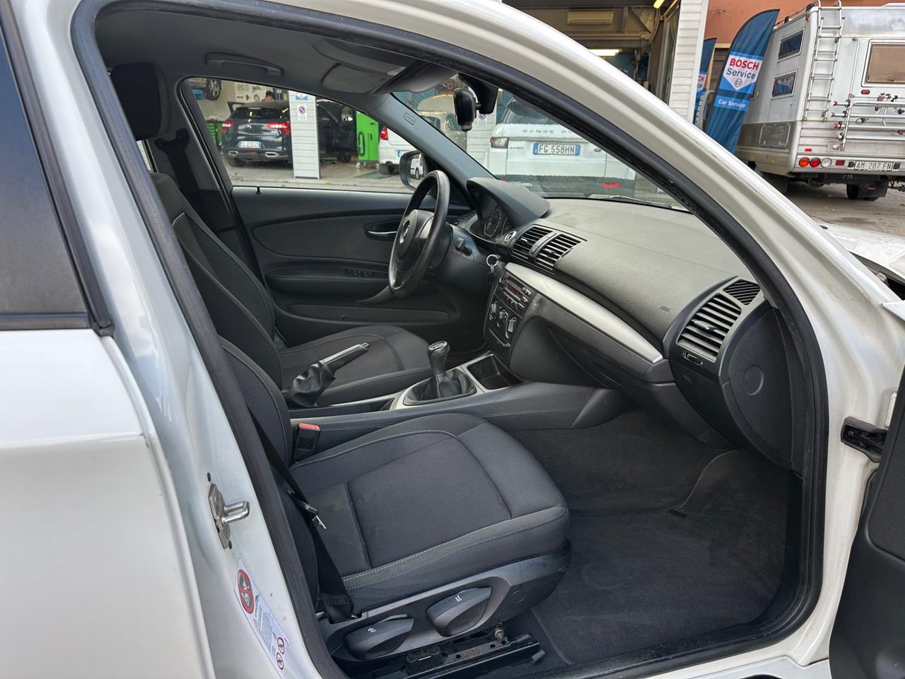 Bmw 116i cat 5 porte Eletta 140mila km