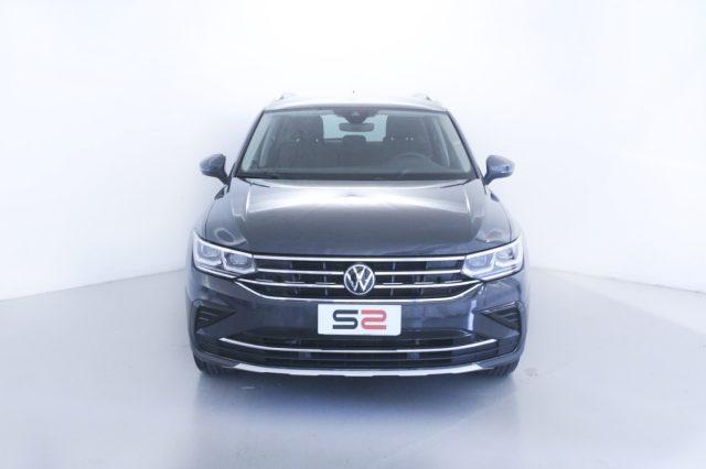 VOLKSWAGEN Tiguan 2.0 TDI 150 CV SCR DSG Elegance Fari IQ LED Matrix