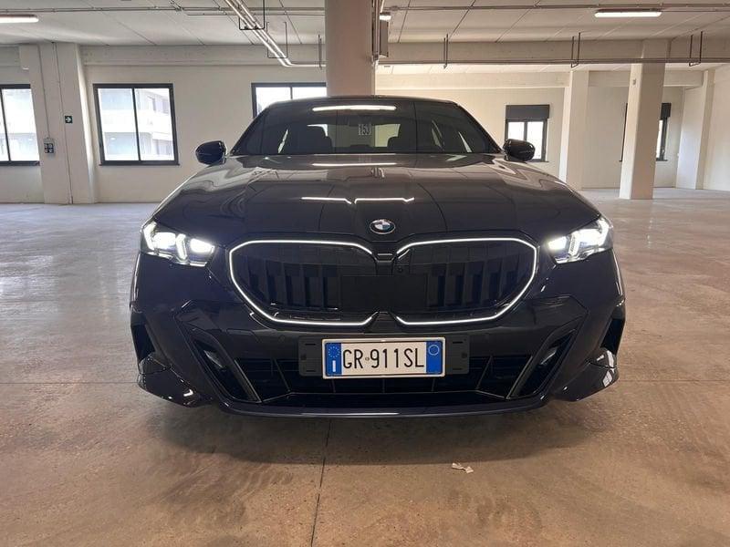 BMW Serie 5 G60 Berlina 520d 48V xdrive auto MSPORT
