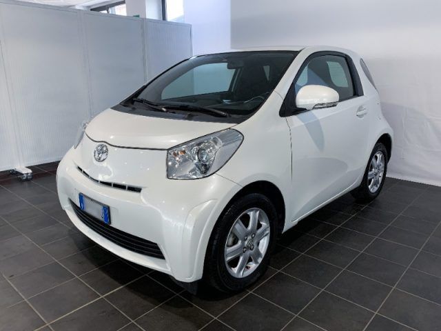 TOYOTA iQ 1.0 Multidrive