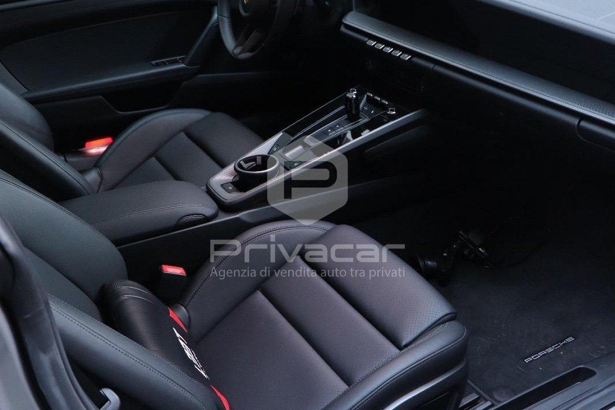 PORSCHE 911 Carrera 4S