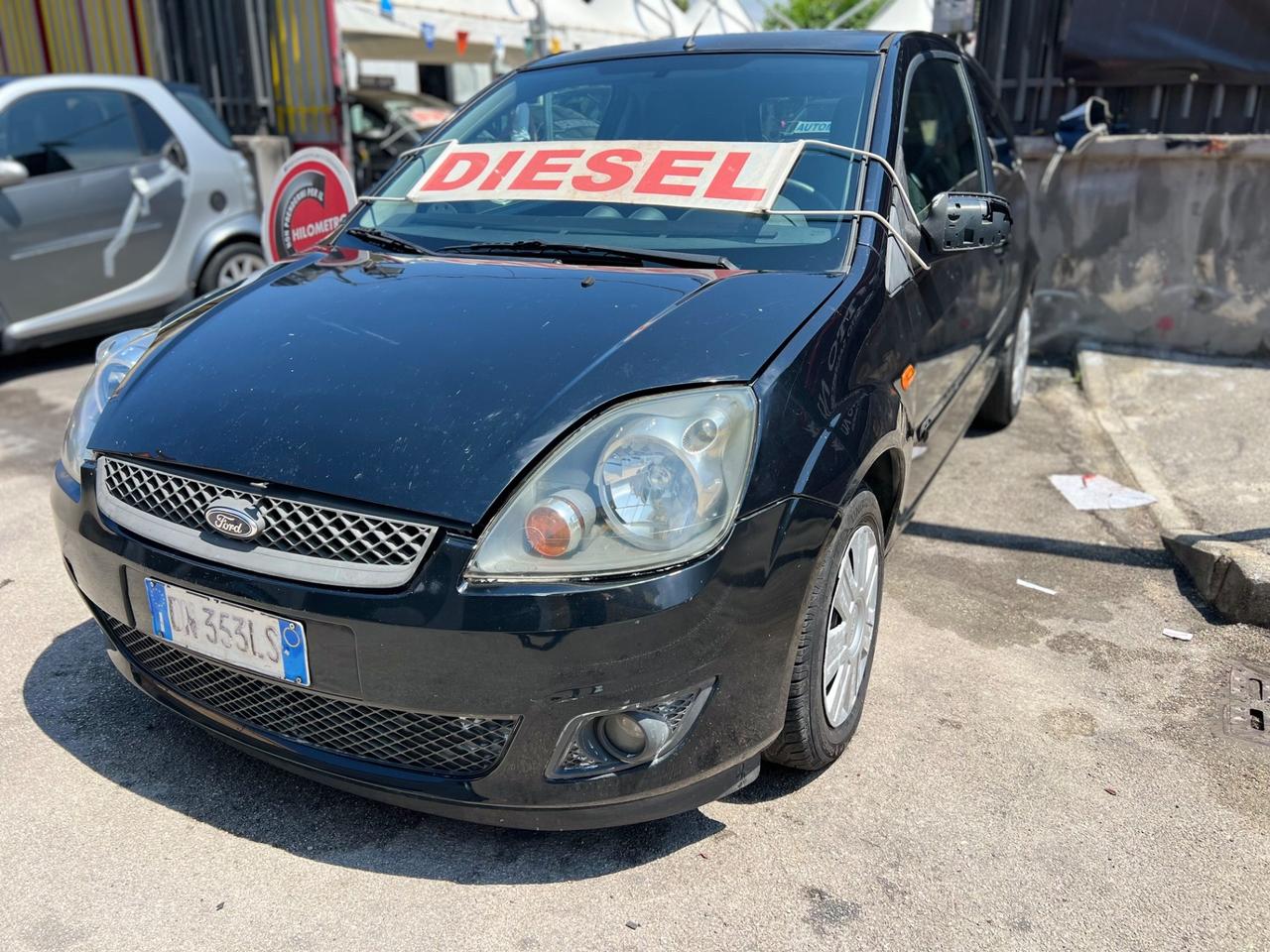 Ford Fiesta 1.4 TDCi 68CV 3 porte Titanium