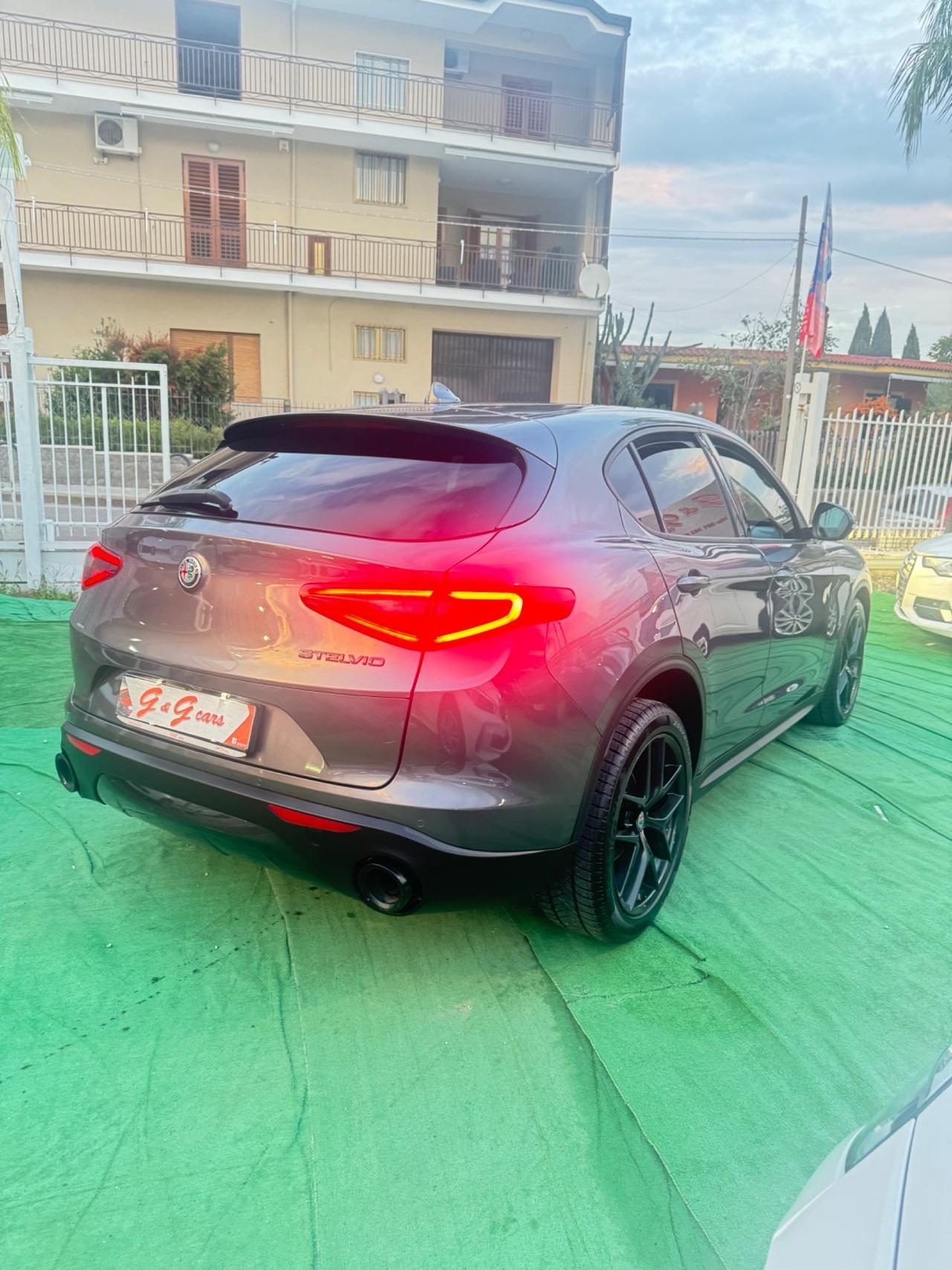 Alfa Romeo Stelvio 2.2 Turbodiesel 190 CV AT8 RWD Sprint