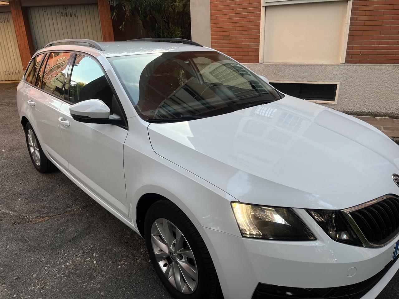Skoda Octavia 1.4 TSI Wagon Ambition G-Tec