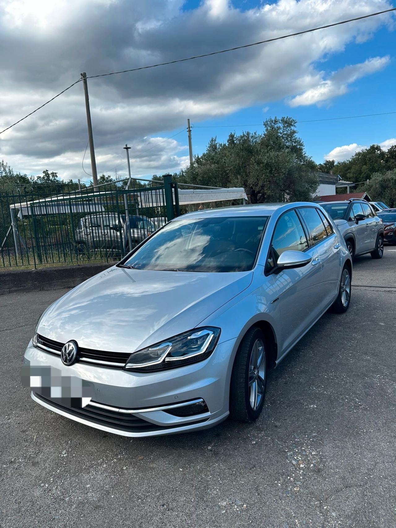 Volkswagen Golf7.5 1.6 tdi R-line Technology