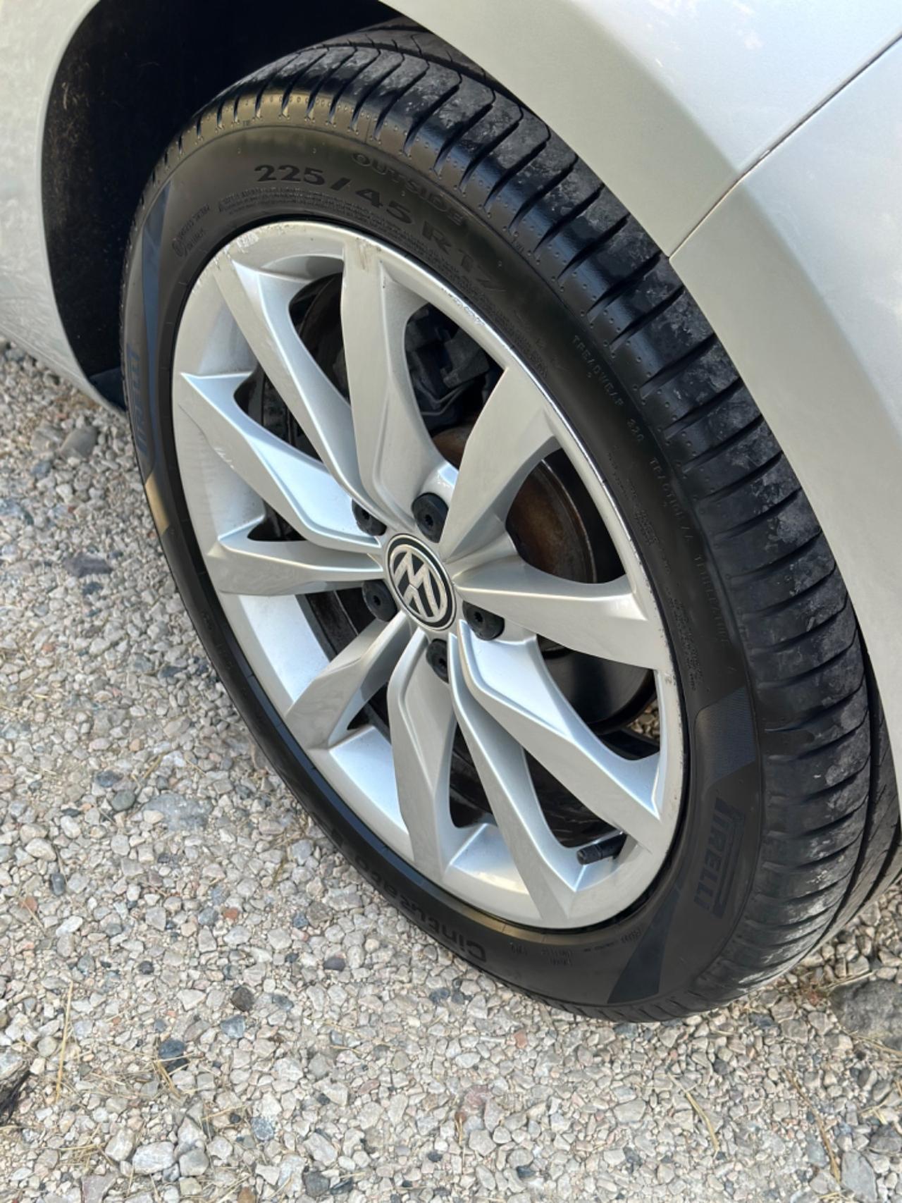 Volkswagen GOLF 1.6 TDI 5p. HIGHLINE EU6B KMCERT GARANZ