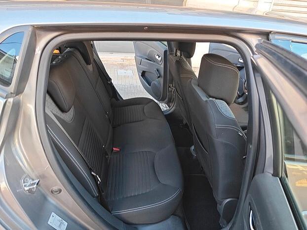 RENAULT Clio 1.5 Dci 90 cv *NAVI* - 2014