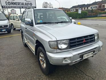 Mitsubishi Pajero 2.5 TDI Metal-top S.S. GLS Target