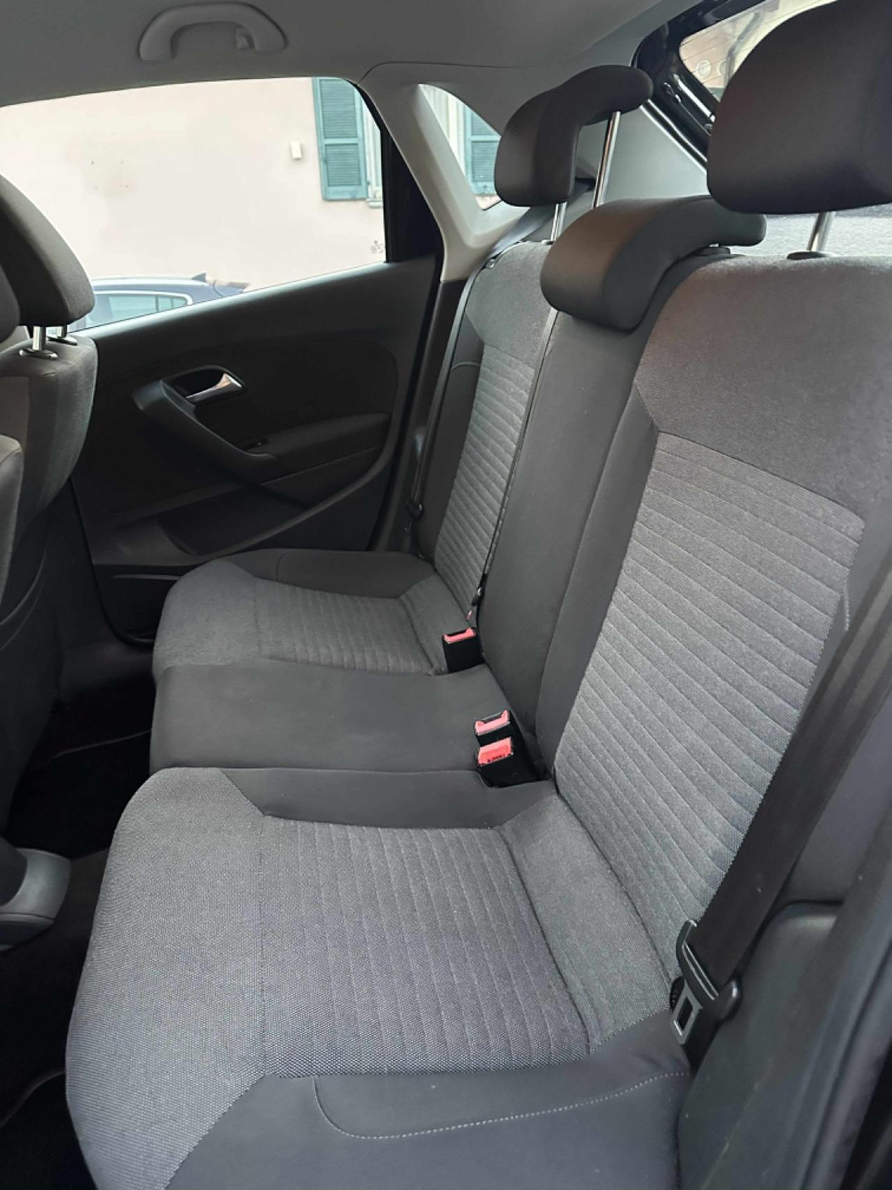 Volkswagen POLO 1.4 5P COMFORTLINE NEOPAT KMCERT