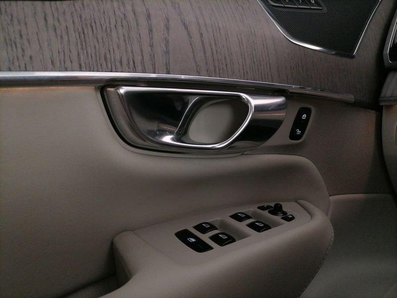 Volvo XC90 2.0 b5 Inscription awd geartronic my20