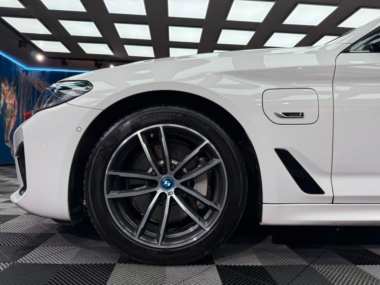Bmw 530e xDrive Touring Business (648)