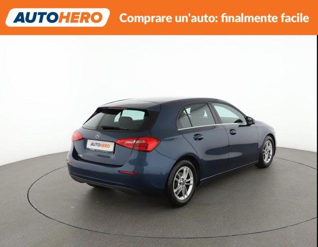 MERCEDES-BENZ A 180 Automatic Executive