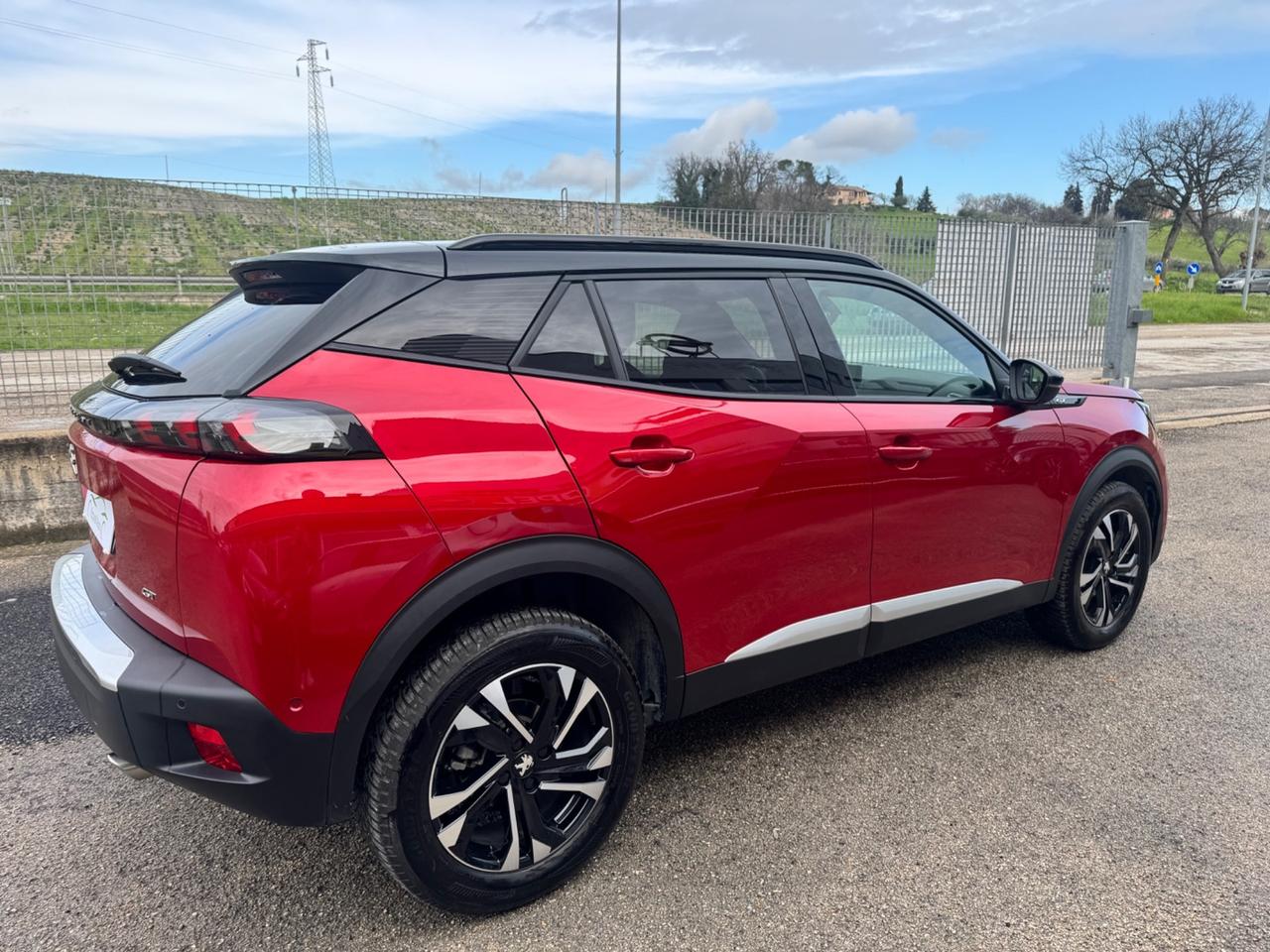 Peugeot 2008 BlueHDi 110 S&S GT