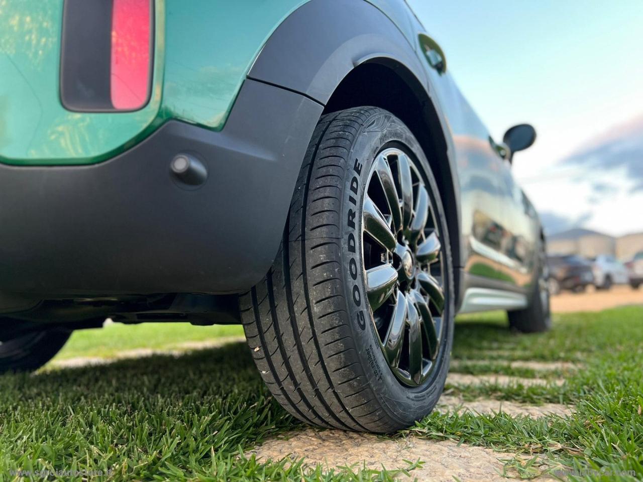 MINI Mini Cooper D Essential Countryman