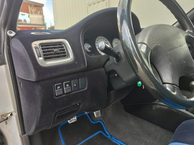 SUBARU Impreza 2.0 Turbo 4x4 ( INTERNI BLÙ )
