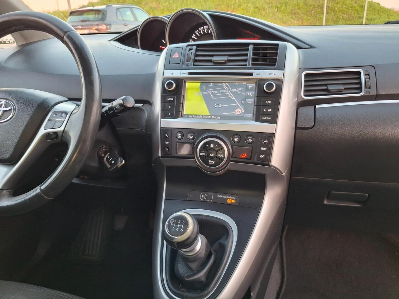 Toyota Verso 1.6 D-4D Style 7 Posti-TETTO-NAVIGATORE--