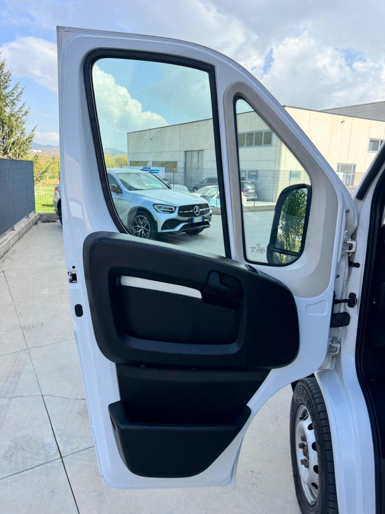 Ducato 30 2.3 MJT 120 CV CON PORTASCALE E SCAFFALATURA