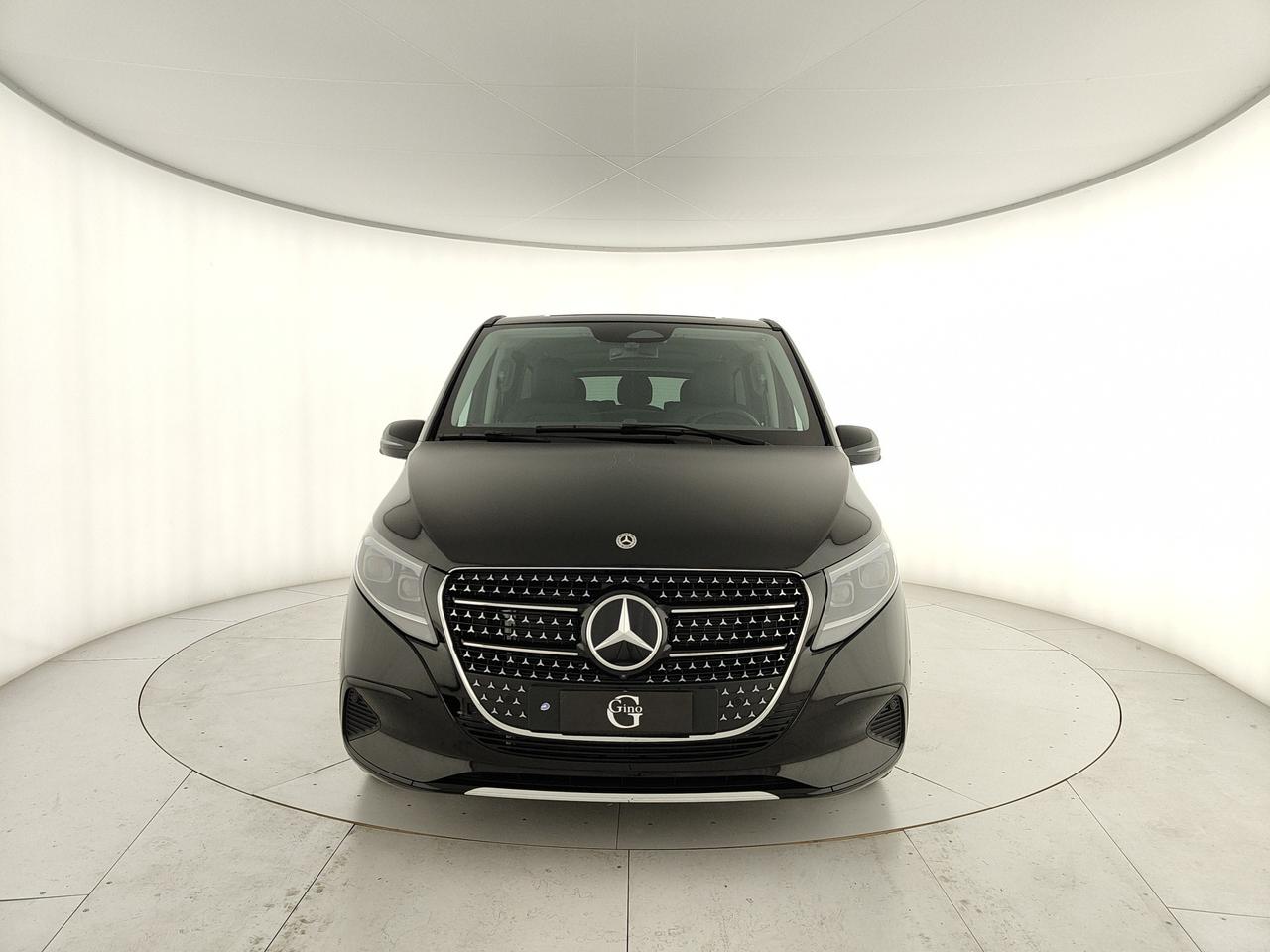 Mercedes-Benz V 300 d AVANTGARDE Extralong