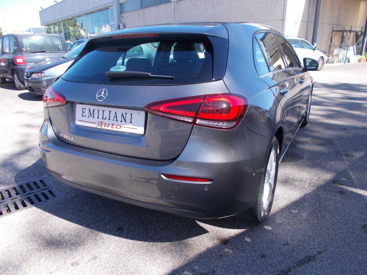 MERCEDES - Classe A - A 180 d Automatic Business