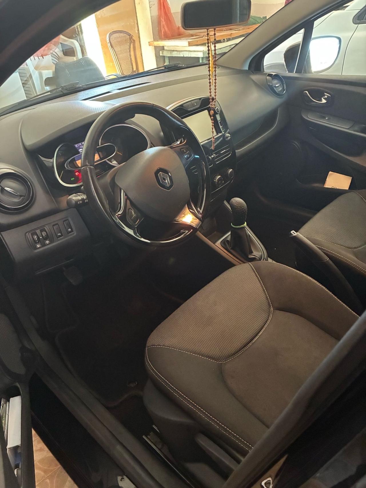 Renault Clio 1.5 dCi 8V 90CV S&S 83gr 5 porte EcoBusiness Live