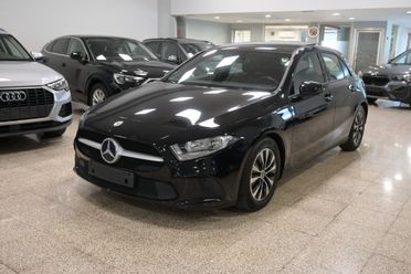 MERCEDES-BENZ A 180D 116CV AUTOMATIC BUSINESS SOLUTION ( TETTO PANORAMICO APR. - CRUISE - NAVI PREMIUM - MIRROR - PARK ASSIST - TELECAMERA POST. )