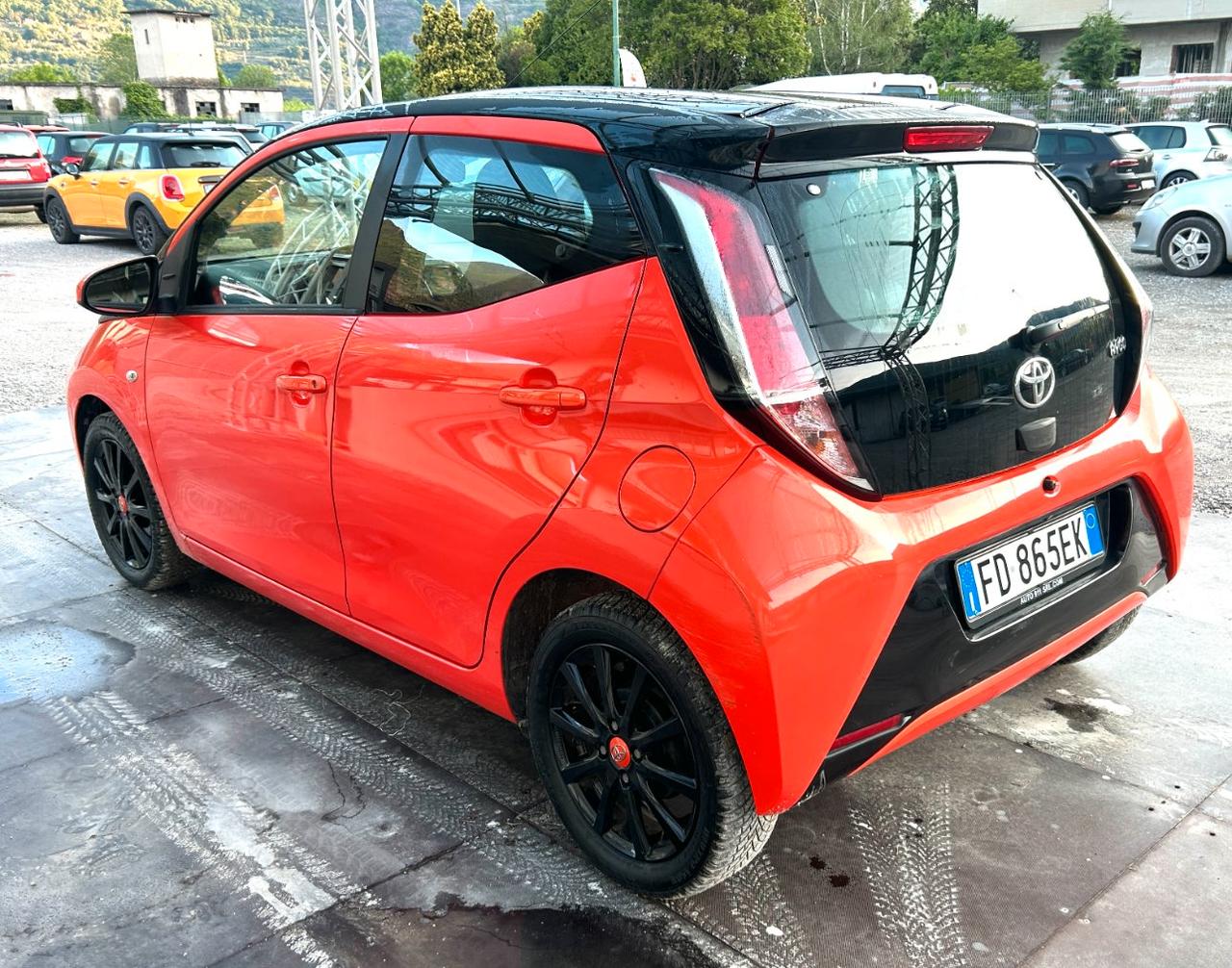 Toyota Aygo 5 Porte Aygo 5p 1.0 x-clusiv