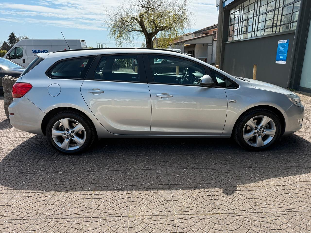 Opel Astra 1.7 CDTI 110CV Station Wagon Cosmo