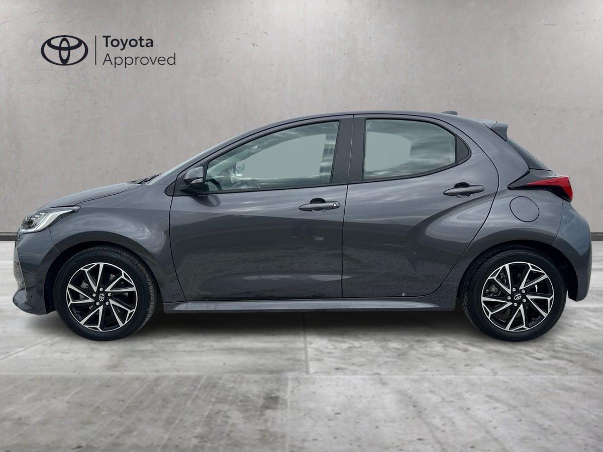 TOYOTA Yaris 4ª serie - Yaris 1.5 Hybrid 5 porte Trend