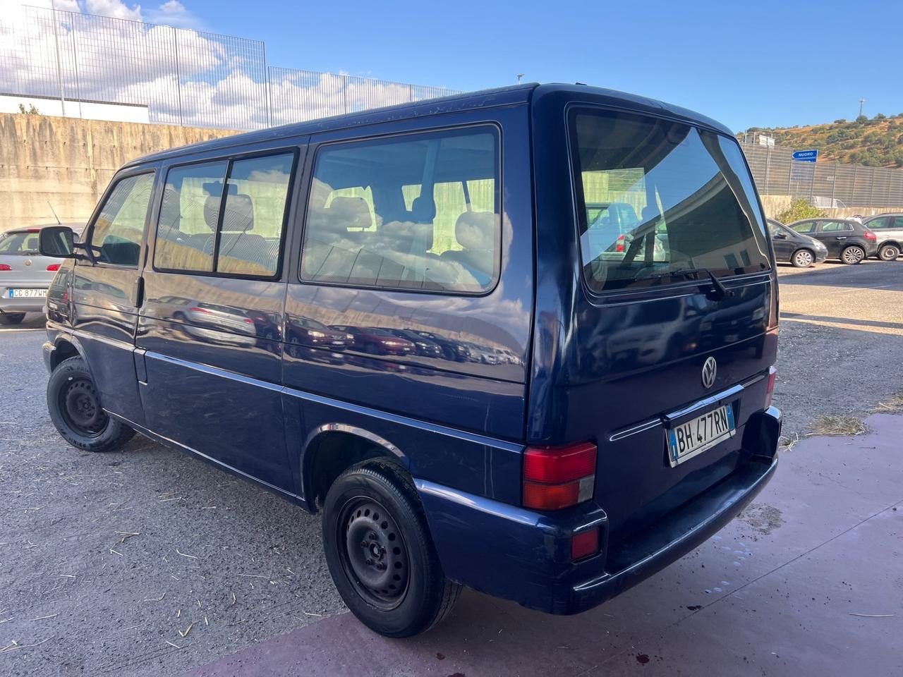 Volkswagen Transporter T4 2.5 TDI