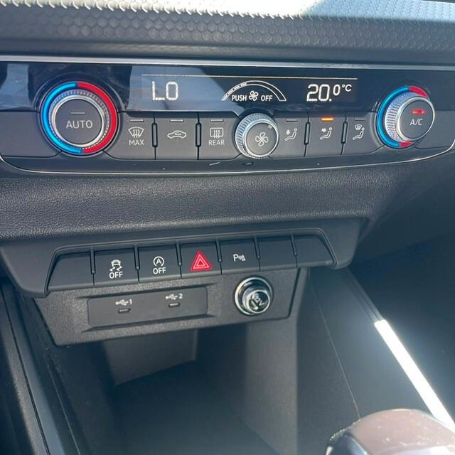 Audi A1 citycarver 30 TFSI S tronic Identity Contrast