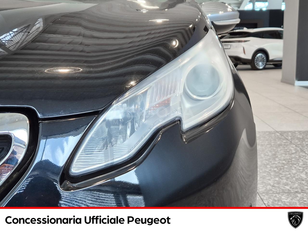Peugeot 2008 1.6 e-hdi 8v active s&s 92cv etg6 (robot)