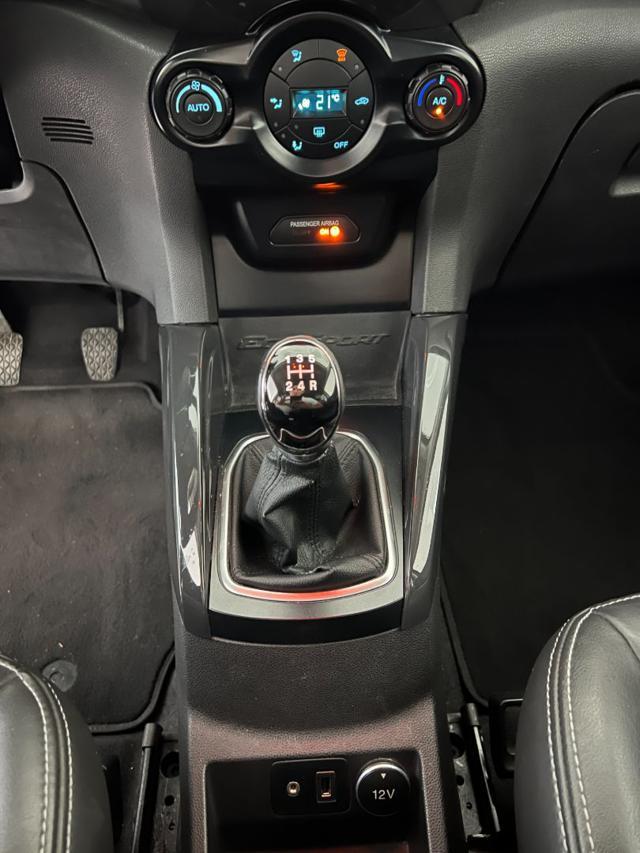 FORD EcoSport 1.5 TDCi 95 CV Titanium Full Opt.