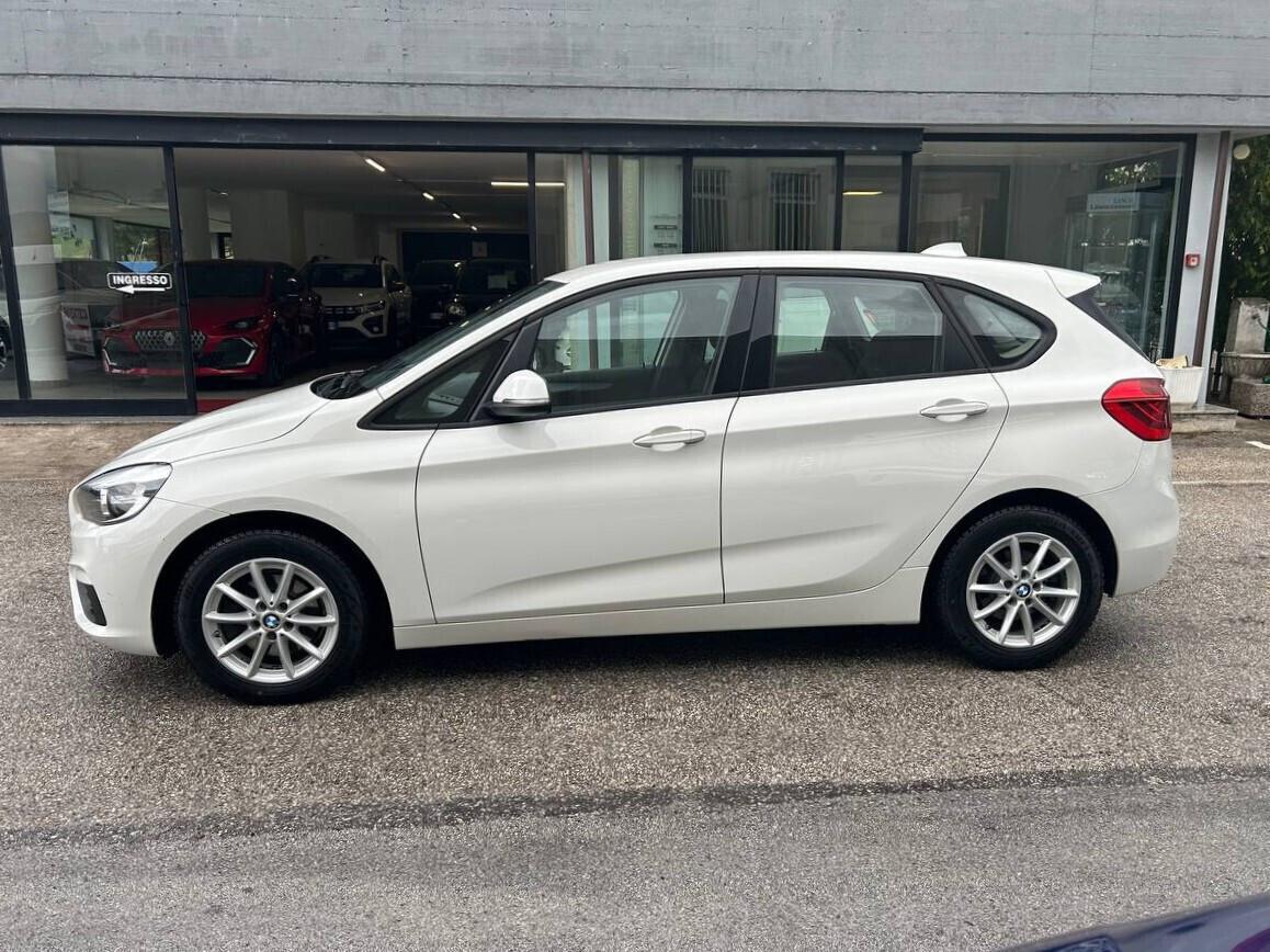 Bmw 216 218d Active Tourer Advantage