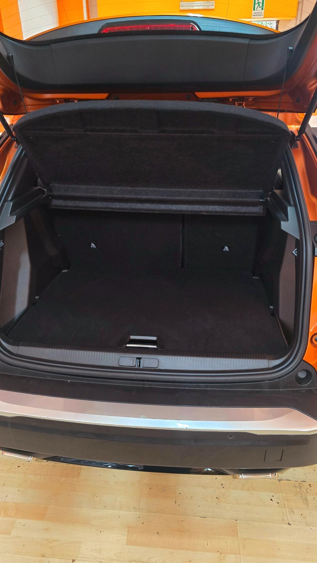PEUGEOT 2008 PURETECH S&S 130CV CON SOLI 17MILA KM CAMBIO MANUALE