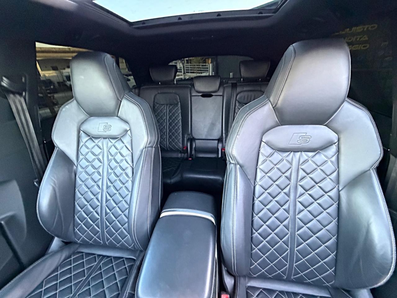 Audi Q8 SQ8 TDI quattro tiptronic sport attitude