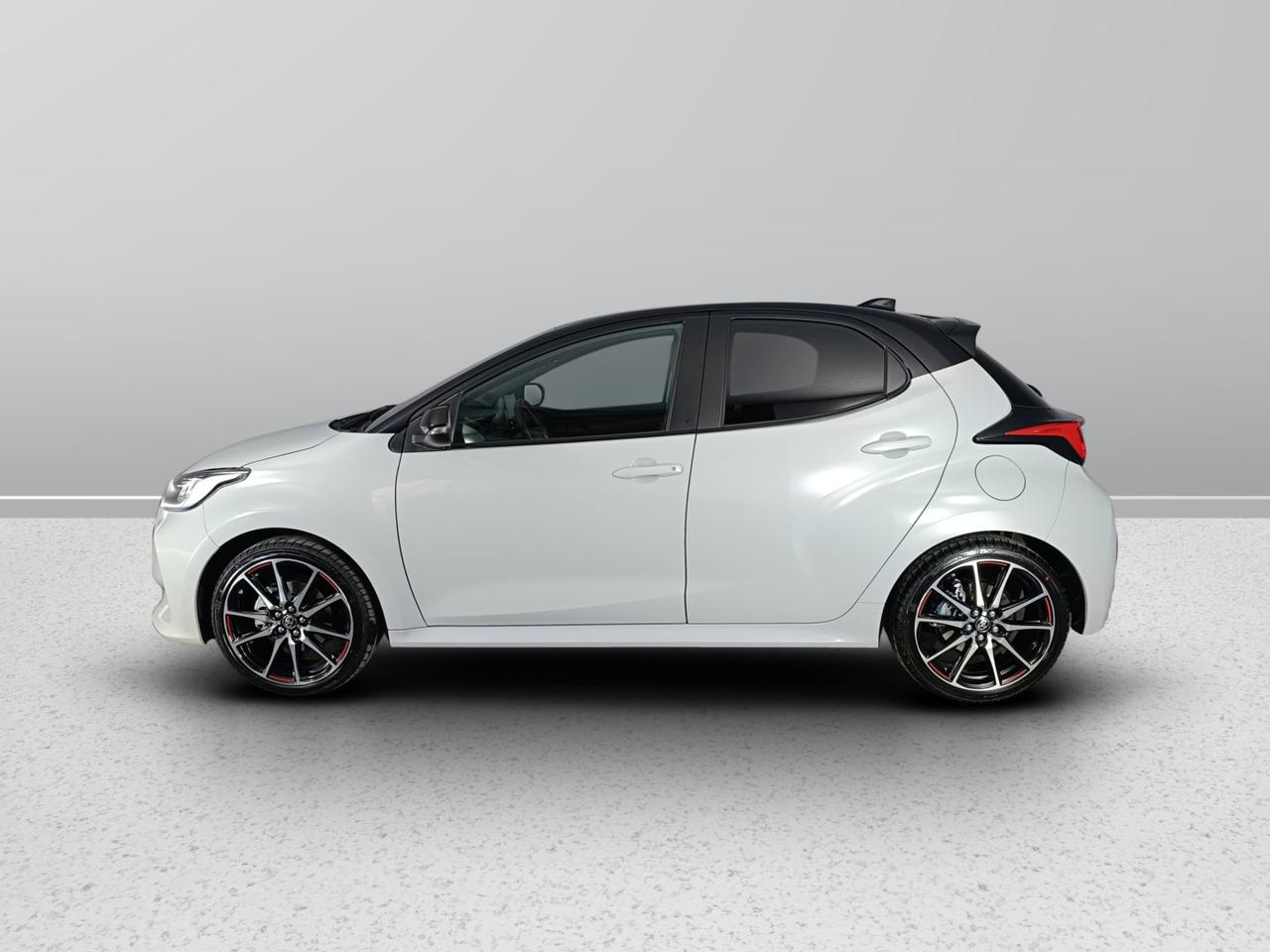 TOYOTA Yaris IV 2020 - Yaris 1.5h GR Sport