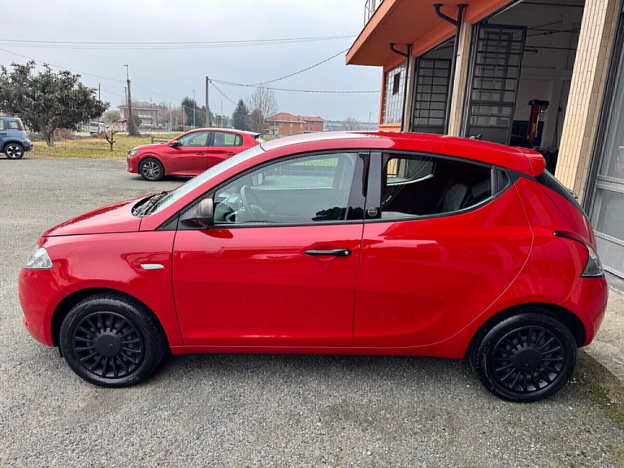 Lancia Ypsilon 1.0 Silver