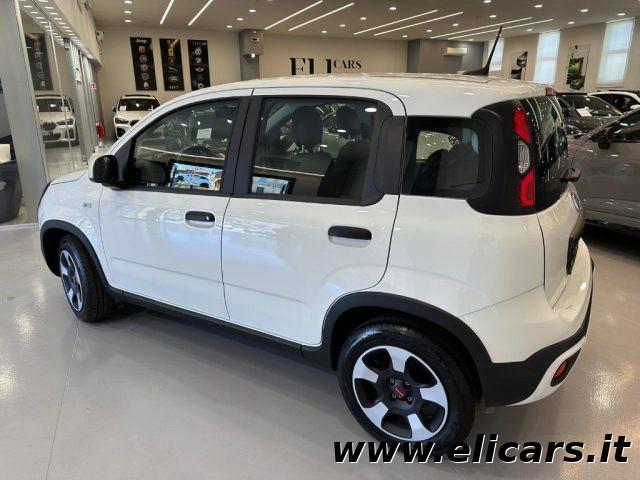 FIAT Panda 1.0 FireFly S&S Hybrid City Cross