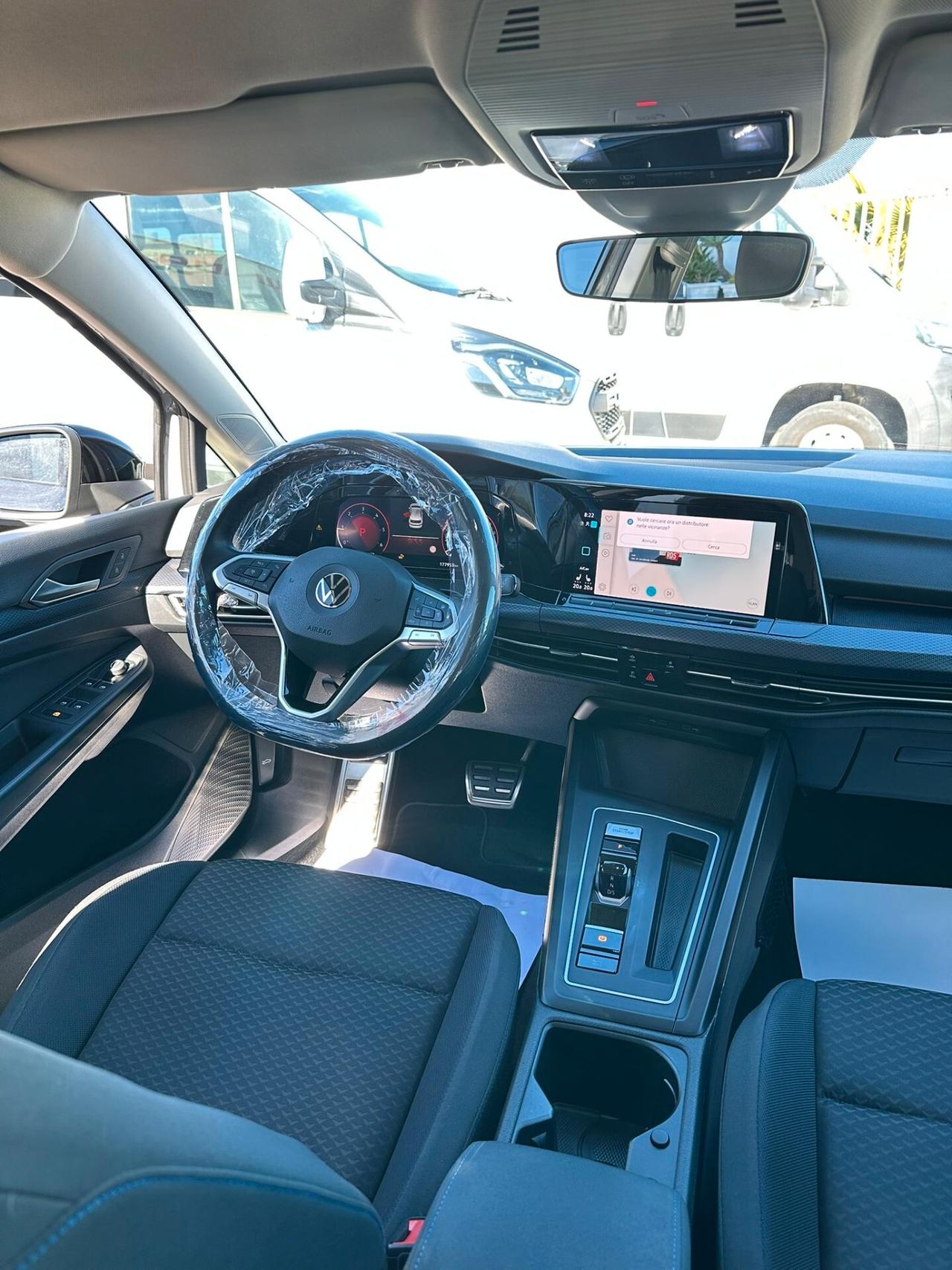 Volkswagen Golf VIII 2.0 TDI DSG UNITED