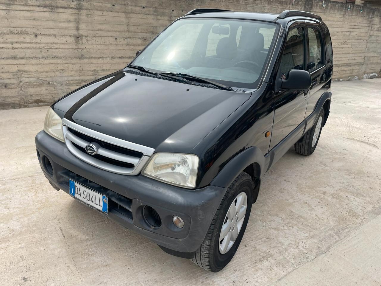 Daihatsu Terios 1.3i 16V cat 4WD SX 4x4 BENZINA PERFETTA guida neopatentati