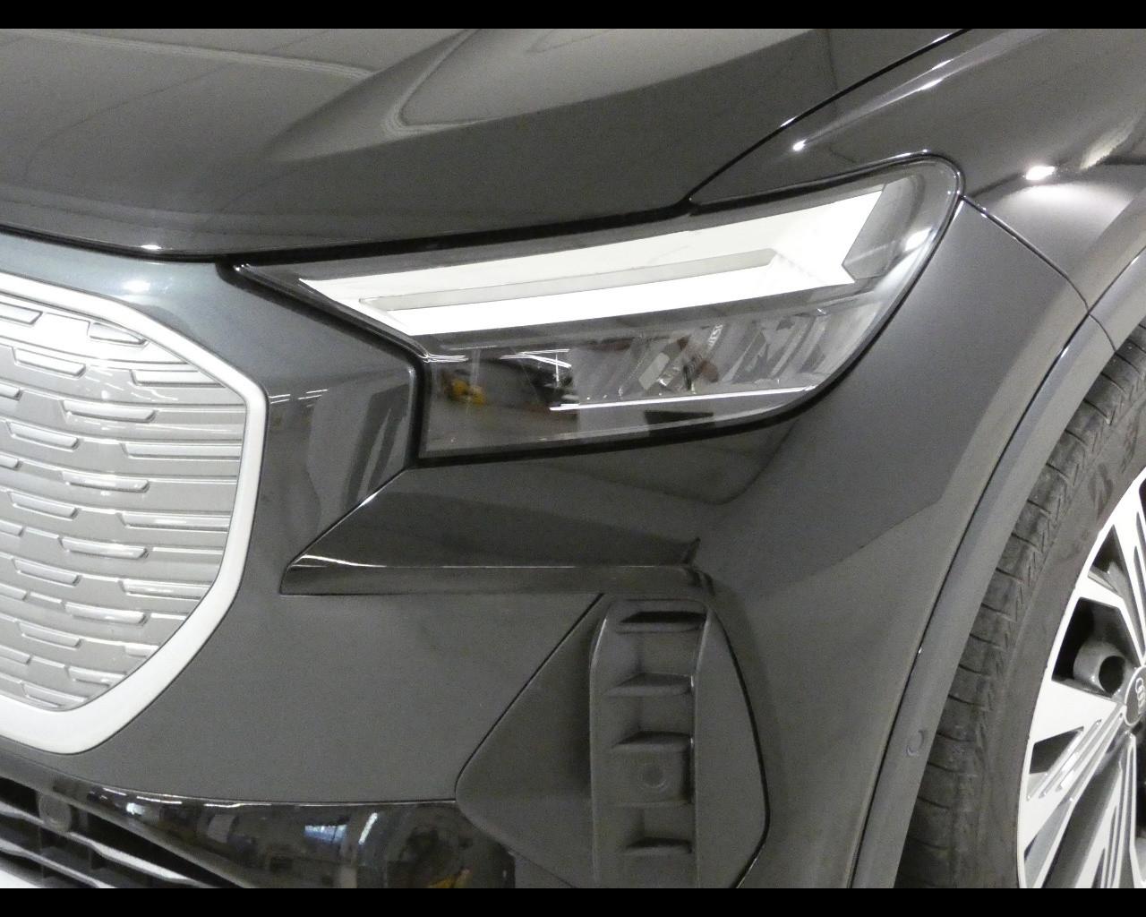 AUDI Q4 e-tron - Q4 40 e-tron Business