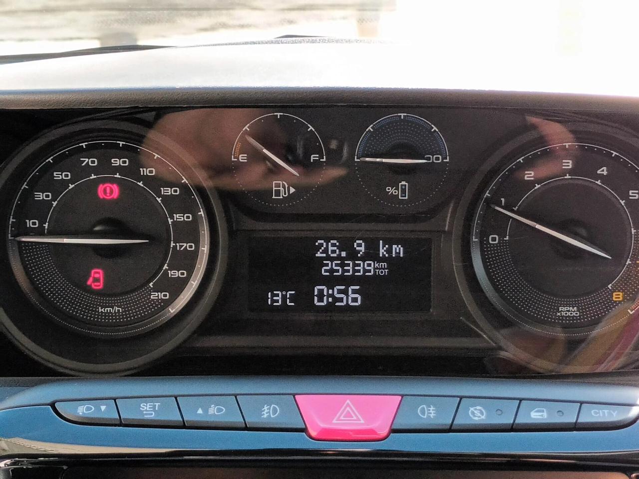 Lancia Ypsilon 1.0 PLATINO Hybrid 70 CV