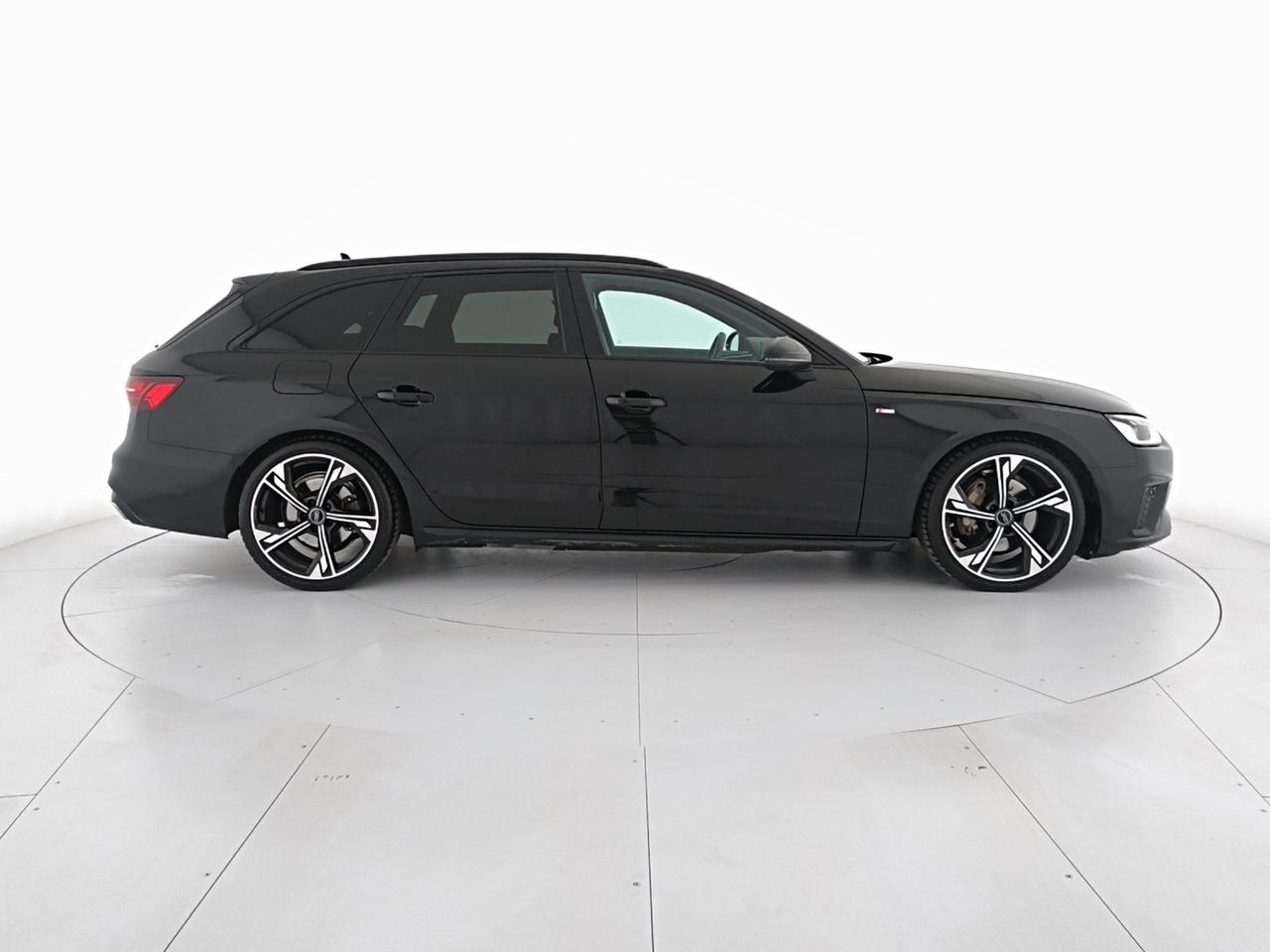 Audi A4 Avant 40 2.0 tdi mhev S line edition 204cv