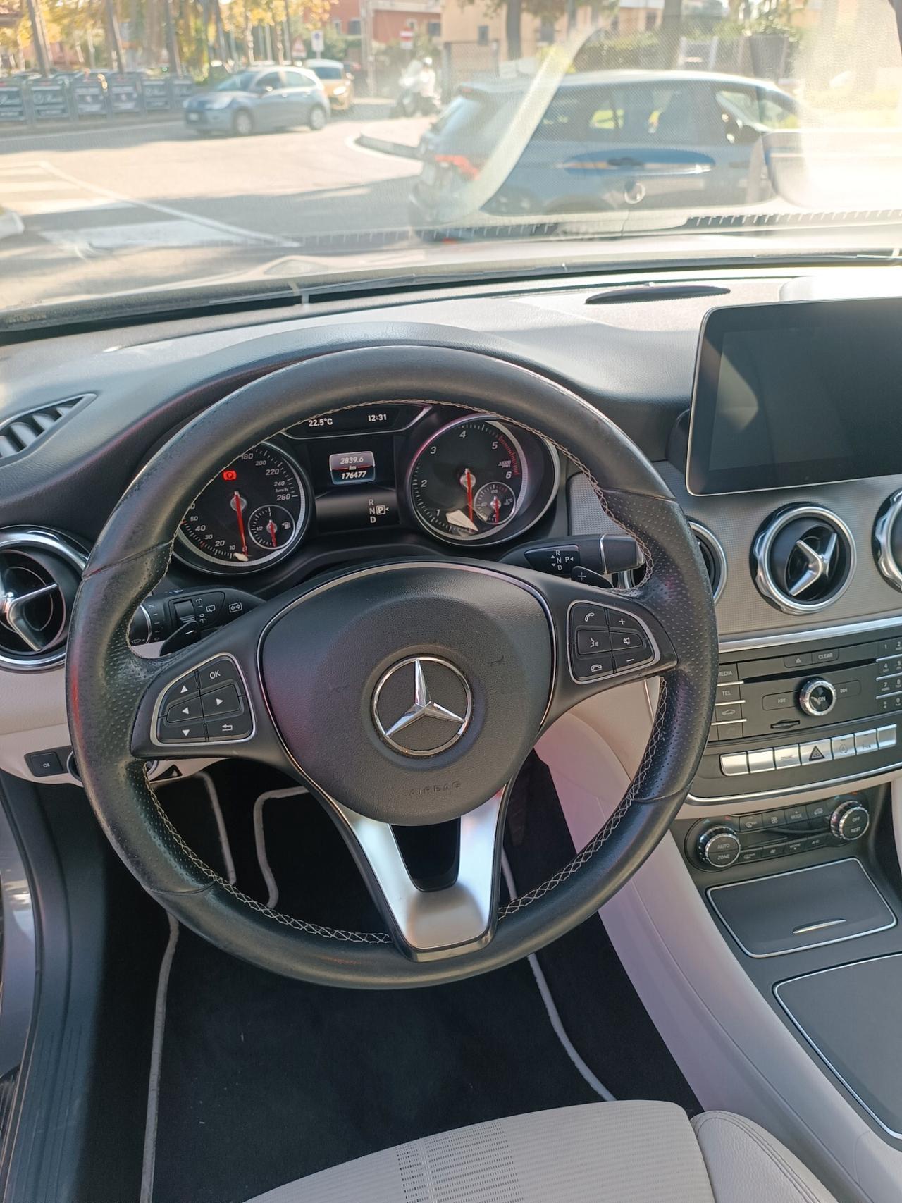 Mercedes-benz GLA 200 d Automatic Executive