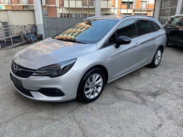 Opel Astra Sports Tourer 1.2 145cv Elegance 36 Rate da 174,43