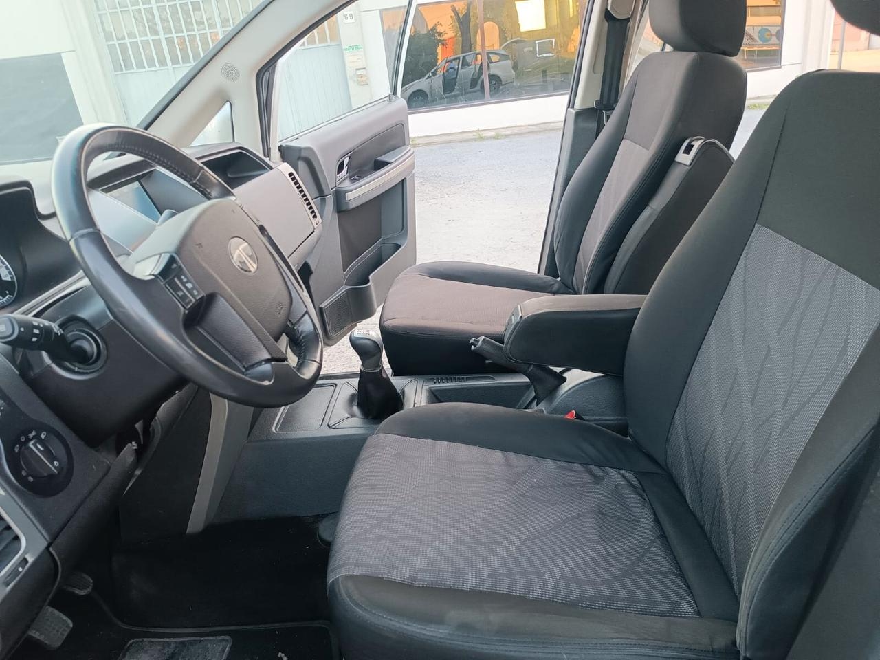 Tata Aria 2013---2.2 Diesel 7 Posti
