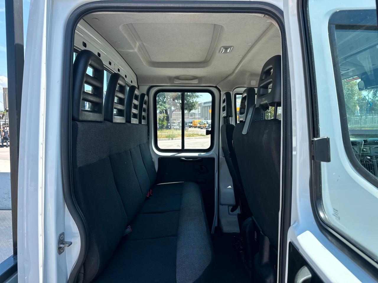 Iveco Daily doppia cabina 3.0 35-180